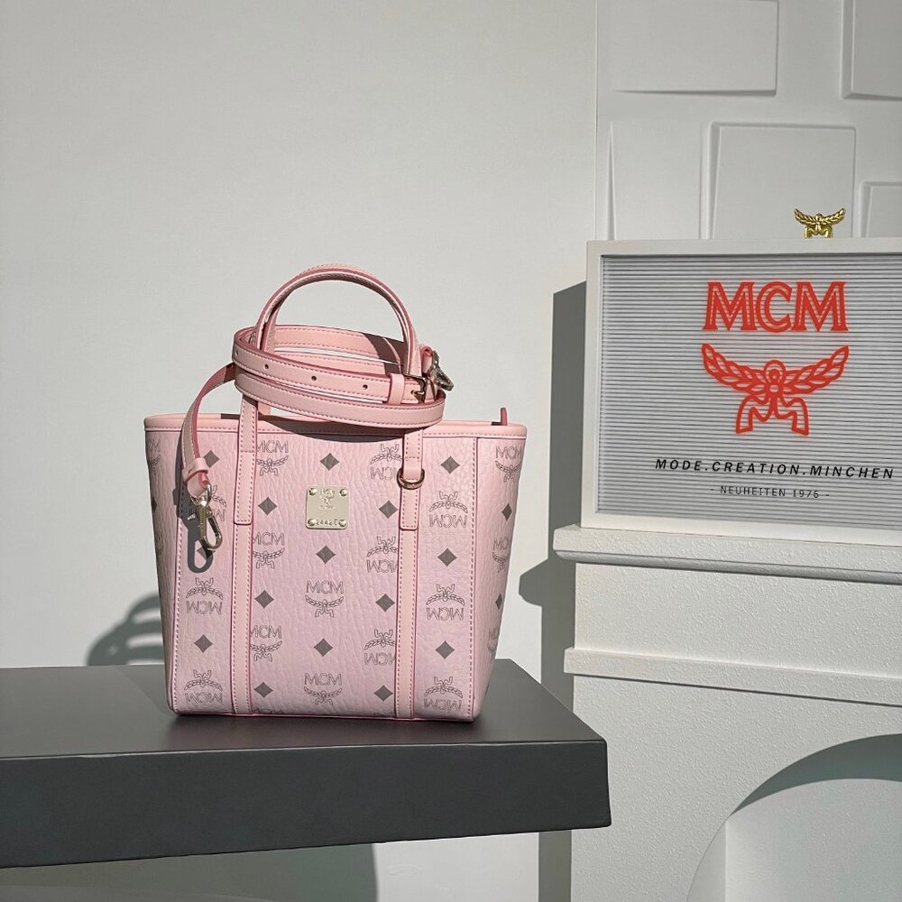 MCM shoulder bag/crossbody bag, pink with all-over monogram print. - Picture 4 of 9